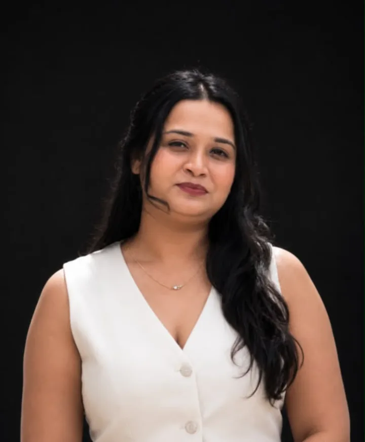 Shubhi Singh, Founder & Director